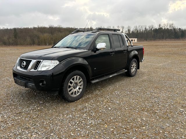 Nissan Navara Pickup Double Cab  V6 4X4