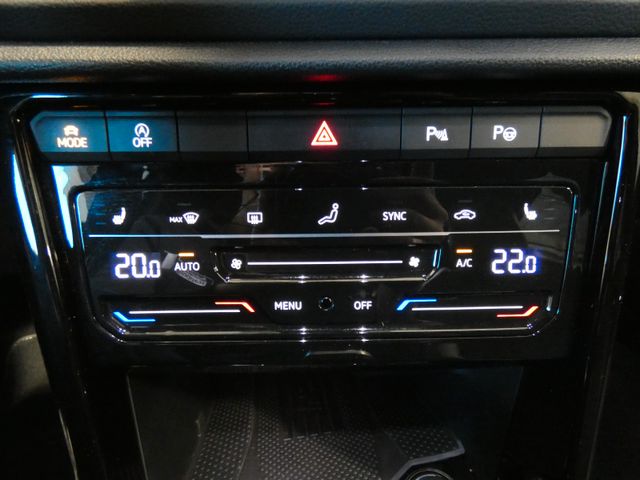 T-Roc 1.5 TSI R-Line DSG Black Style el. Heckkl.