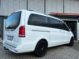 Mercedes-Benz V300 d EDITION 4M lang LED AIRMATIC STANDHZ AHK - Van mit Anhängerkupplung