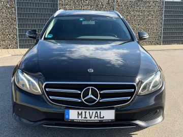 Mercedes E 300 - 2