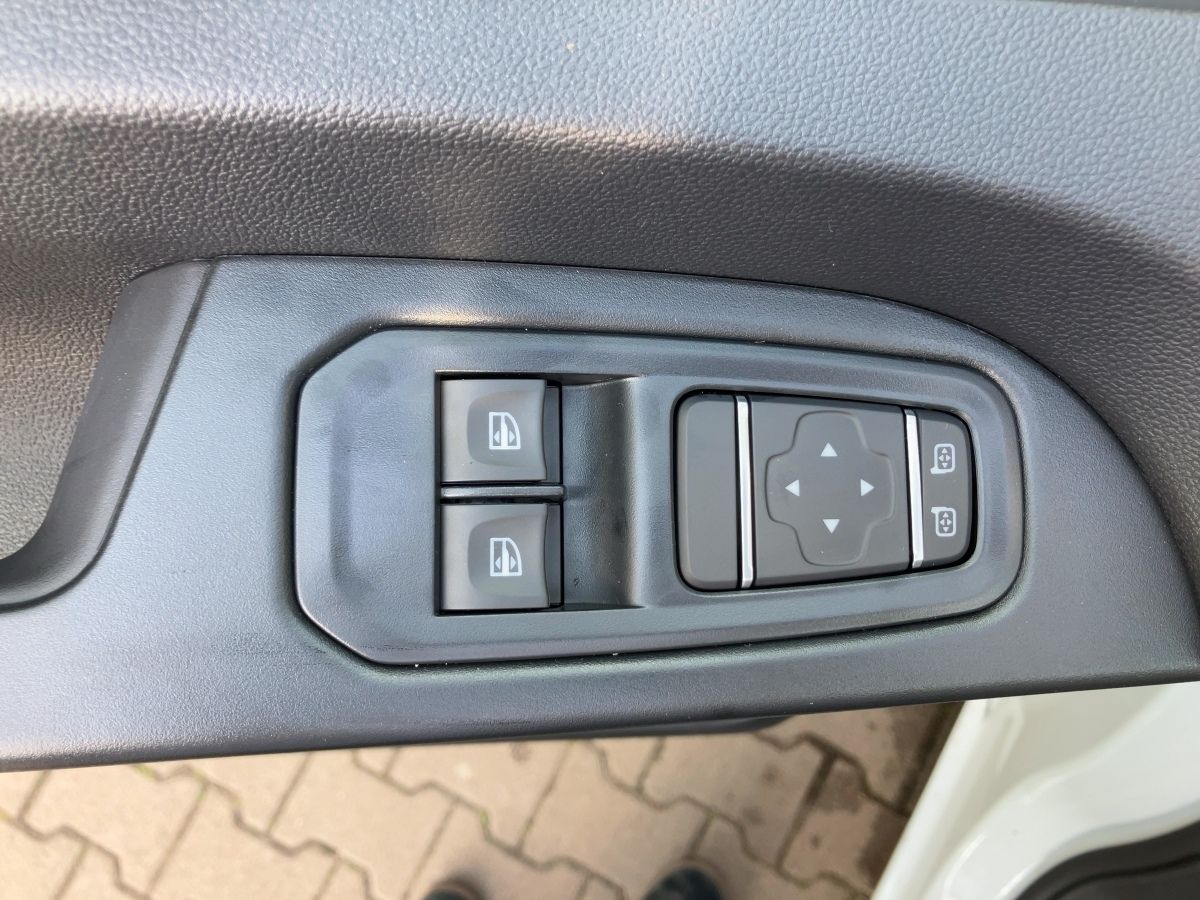 Renault Trafic - Bild 13