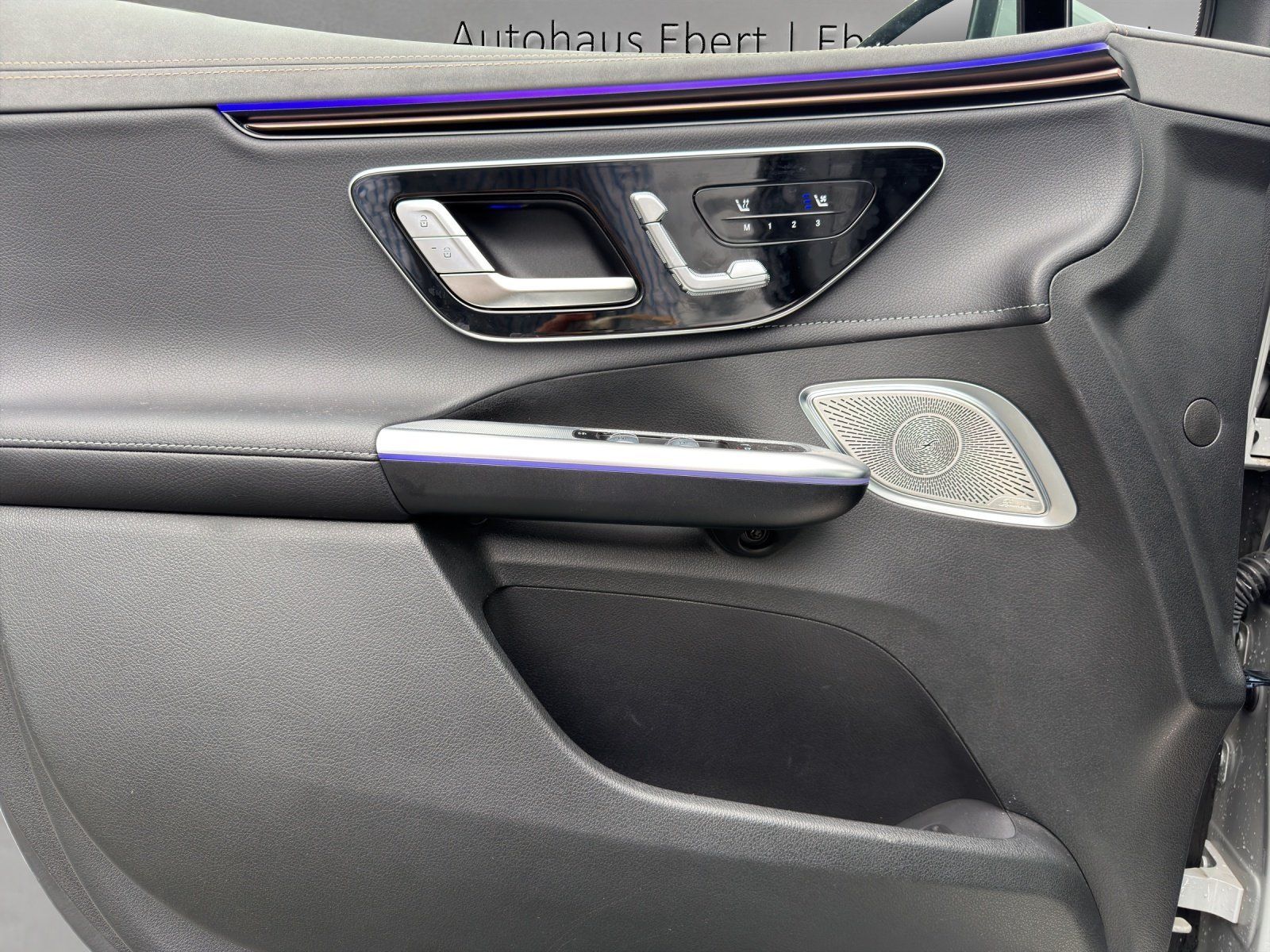 Fahrzeugabbildung Mercedes-Benz EQE500 SUV AMG Prem+ AIRMATIC Masage TV 22kw HUD