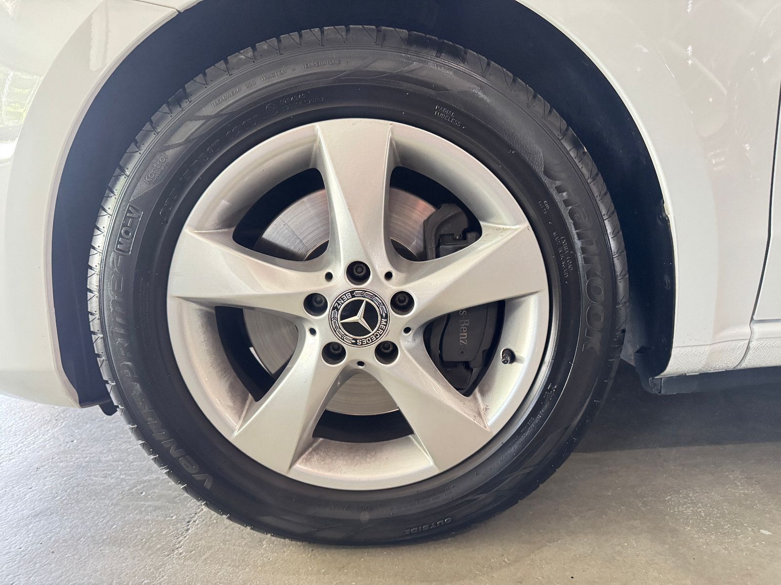 Fahrzeugabbildung Mercedes-Benz V 220 d 9GT MARCO POLO SPORTPAKET AHK LED MBUX+