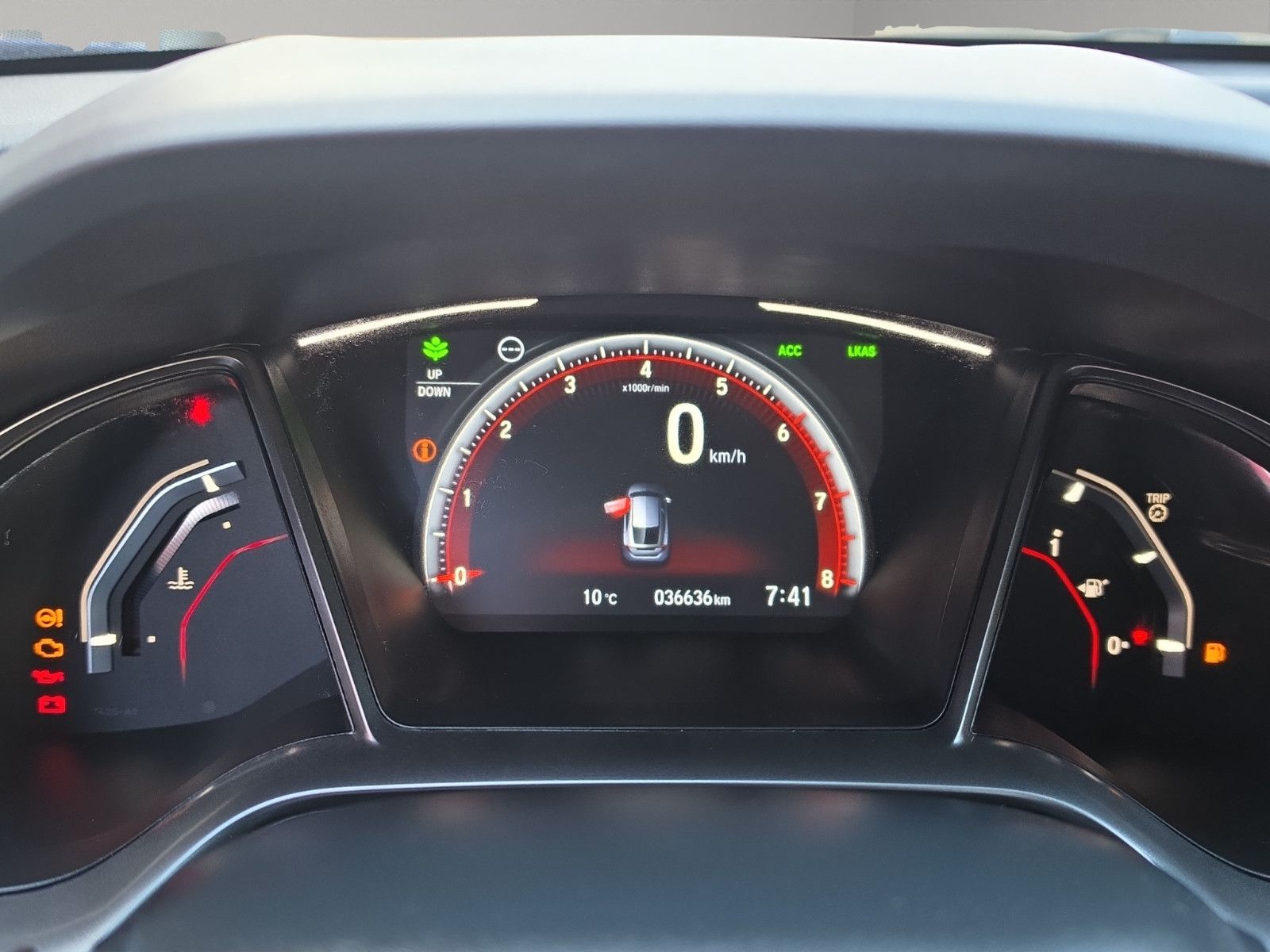 Fahrzeugabbildung Honda Civic Lim. 5-trg. 1.0 Comfort Sport NAVI LED ACC