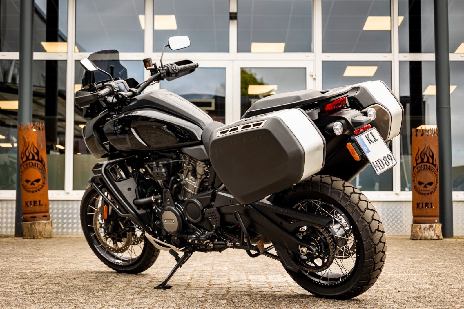Fahrzeugabbildung Harley-Davidson RA1250S Pan America Special - ARH - Speichen