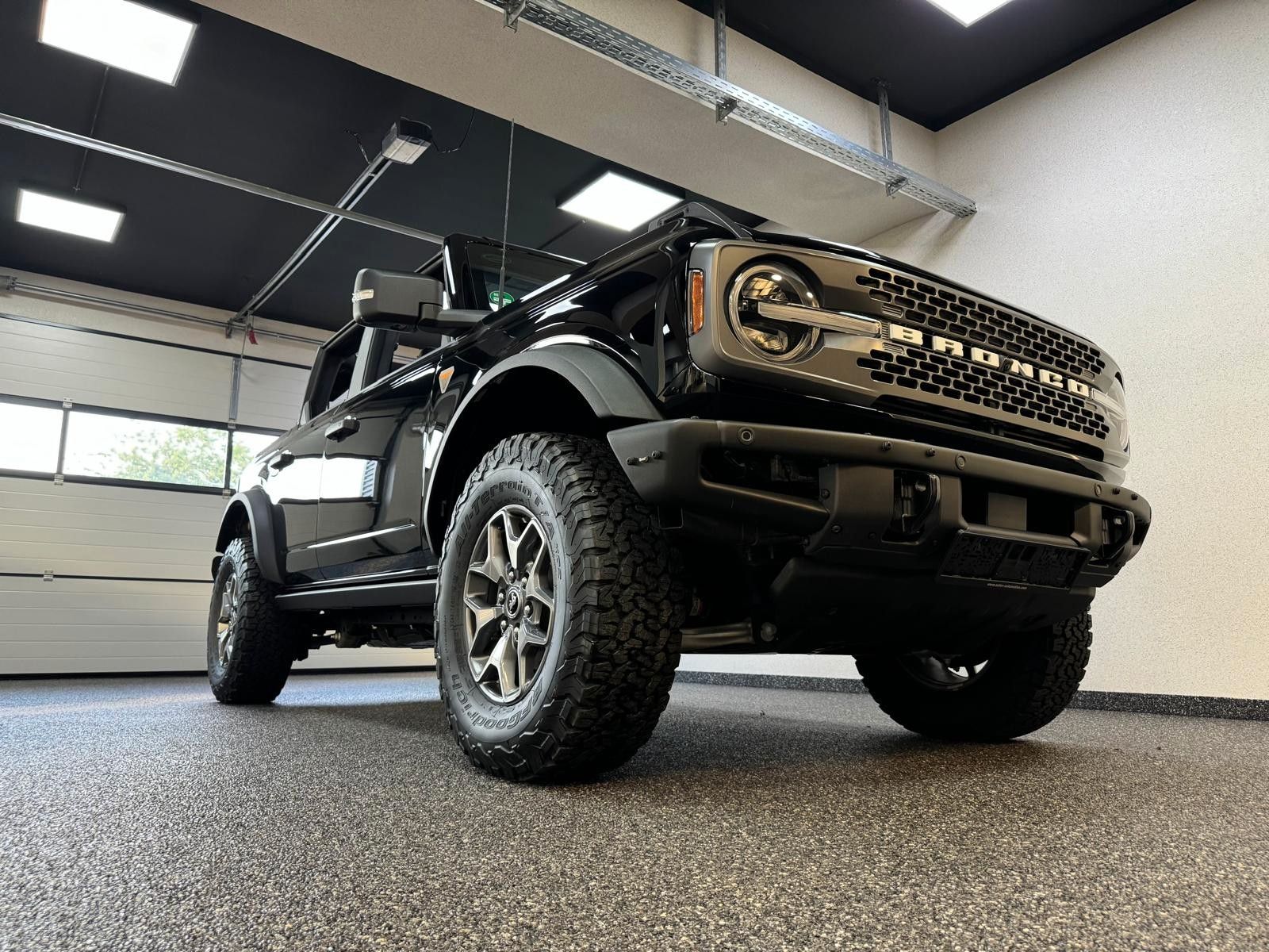 Fahrzeugabbildung Ford BRONCO BADLANDS ADVANCED-ECOBOOST 4x4-FIRST EDIT