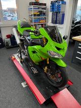 Kawasaki Ninja ZX - 10R - KAWASAKI 2005 ZX10R