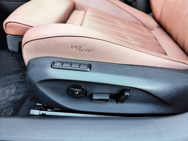 Skoda Superb Combi L&K PANO LuftLeder Travel AHK 360°