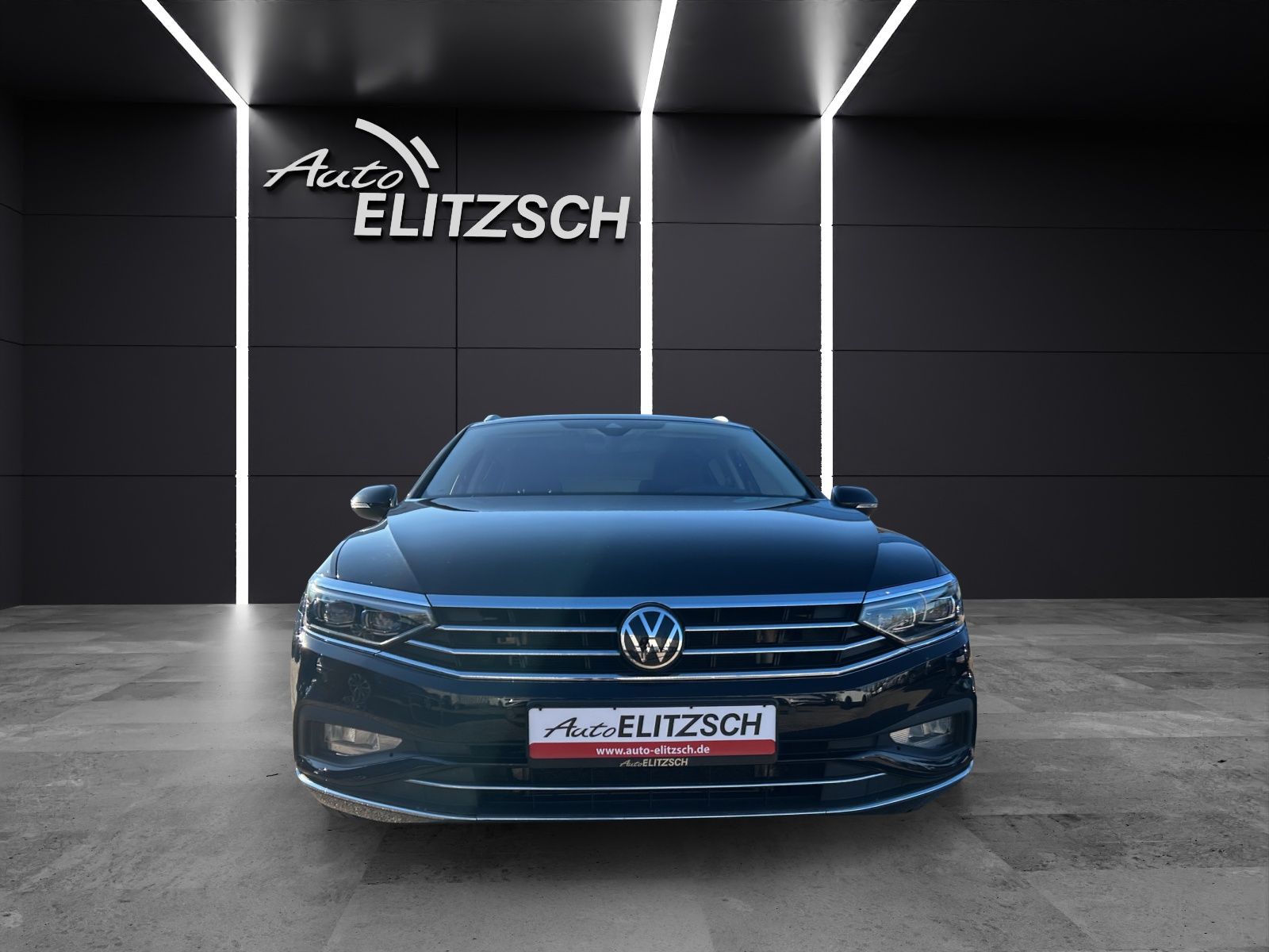 Fahrzeugabbildung Volkswagen Passat Variant Elegance TDI DSG IQ.Light ACC SH