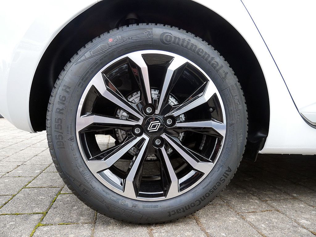 Fahrzeugabbildung Renault Clio Techno TCe 90