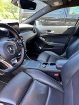 Mercedes-Benz A 250 Sport 4MATIC DCT Sport - Mercedes-Benz A 250: 4matic