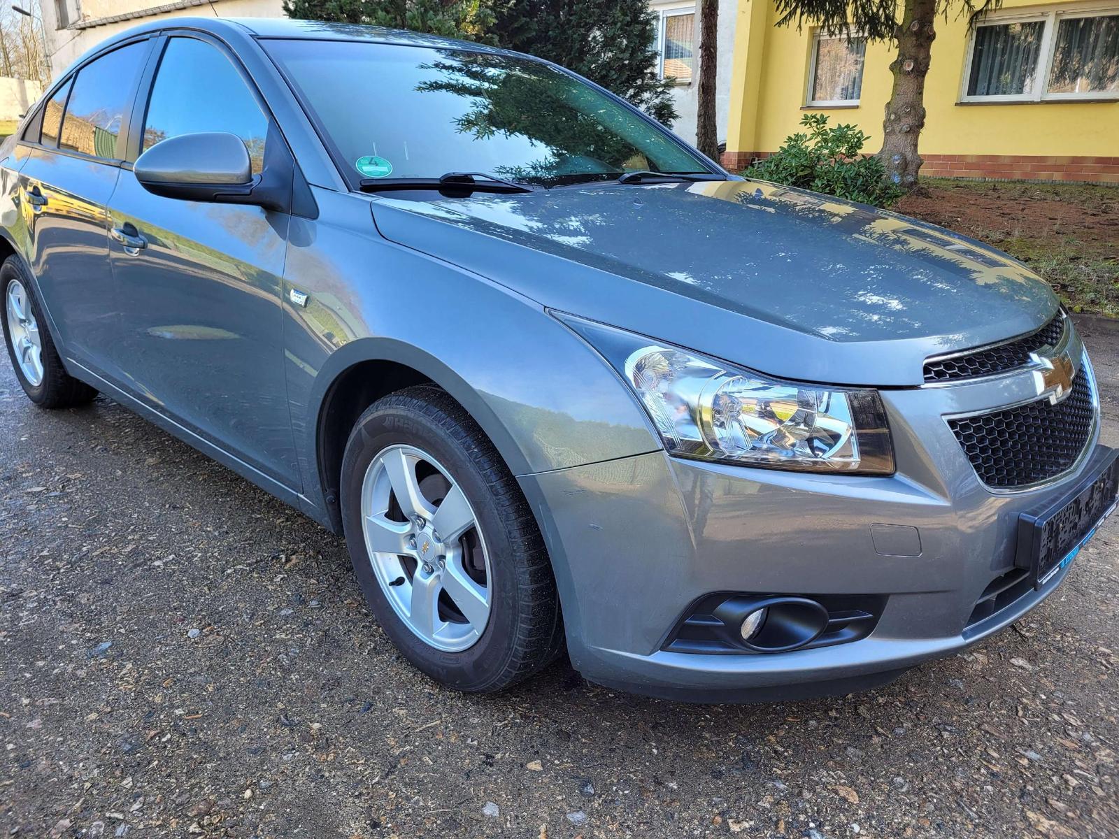 Chevrolet Cruze LS