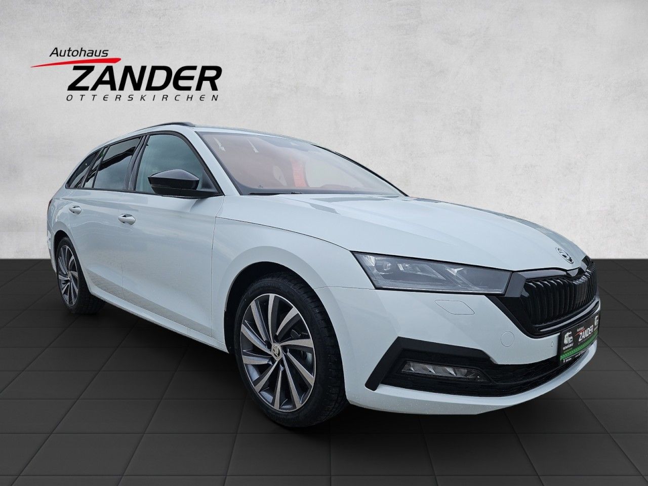 Fahrzeugabbildung SKODA Octavia Combi 2.0 TDI Sportline 4x4 DSG MATRIX
