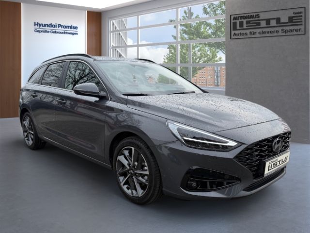 Fahrzeugabbildung Hyundai i30cw FL Advanced Deluxe 1.0 +NAVI+KLIMA+PDC+RFK