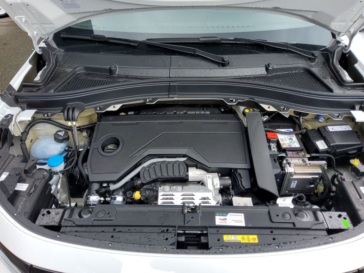 Fahrzeugabbildung Opel Frontera GS Hybrid Tech-P, Allwetter. Sitzh. PDC