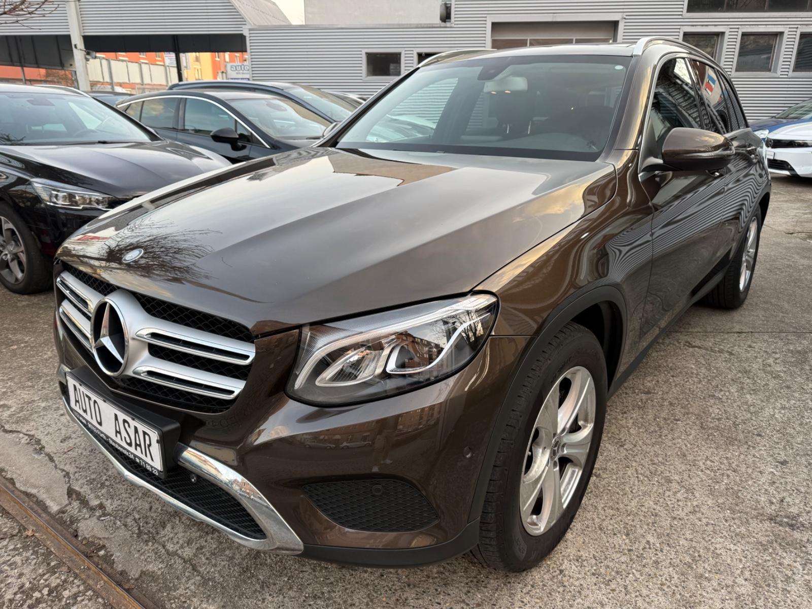 Mercedes-Benz GLC 250d 4Matic 2.2 EXCLUSIVE/KAMERA/PANO/