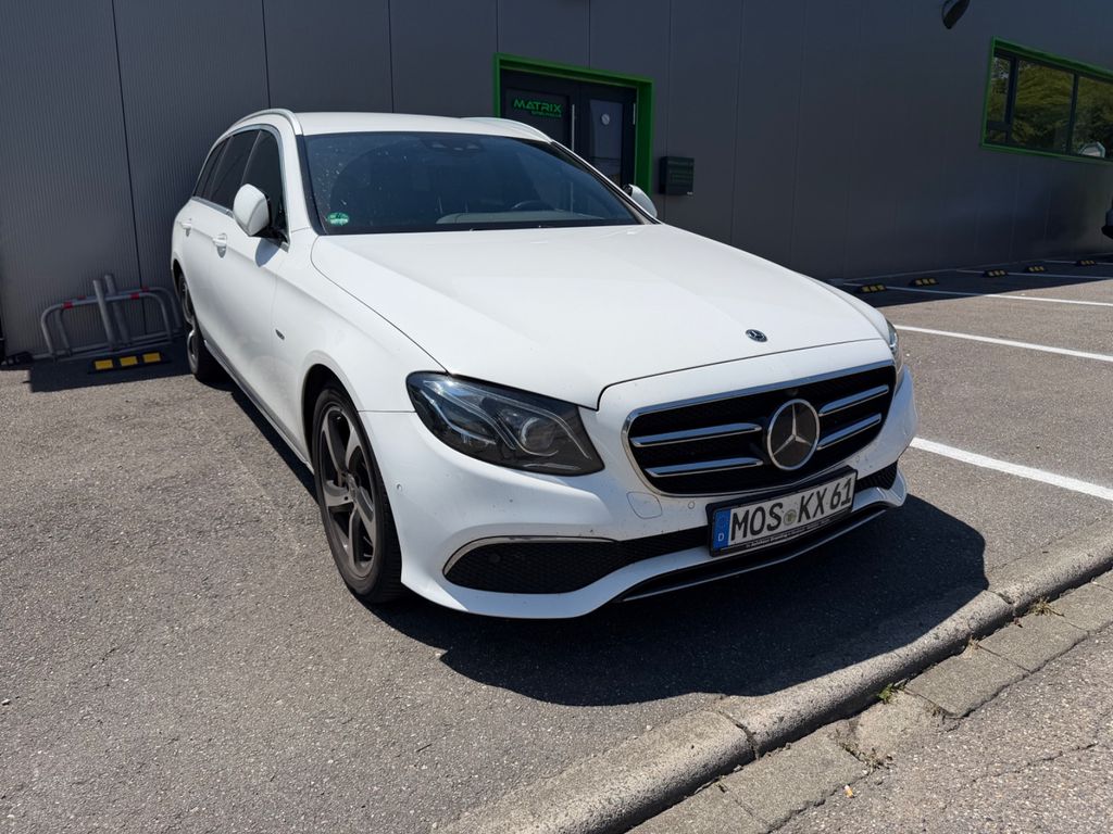 Image of Mercedes-Benz E 400