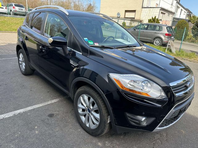 Ford Kuga Titanium 2.0 TDCi*Automatik*Allrad*Xenon*AH