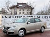 Volkswagen Jetta V Comfortline 1HAND*PDC*SCHECKHEFT*TÜV - Volkswagen Jetta Comfortline mit Benzin-Antrieb