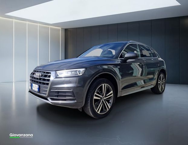 AUDI Audi Q5 40 2.0 TDI Business Sport Quattro S tron