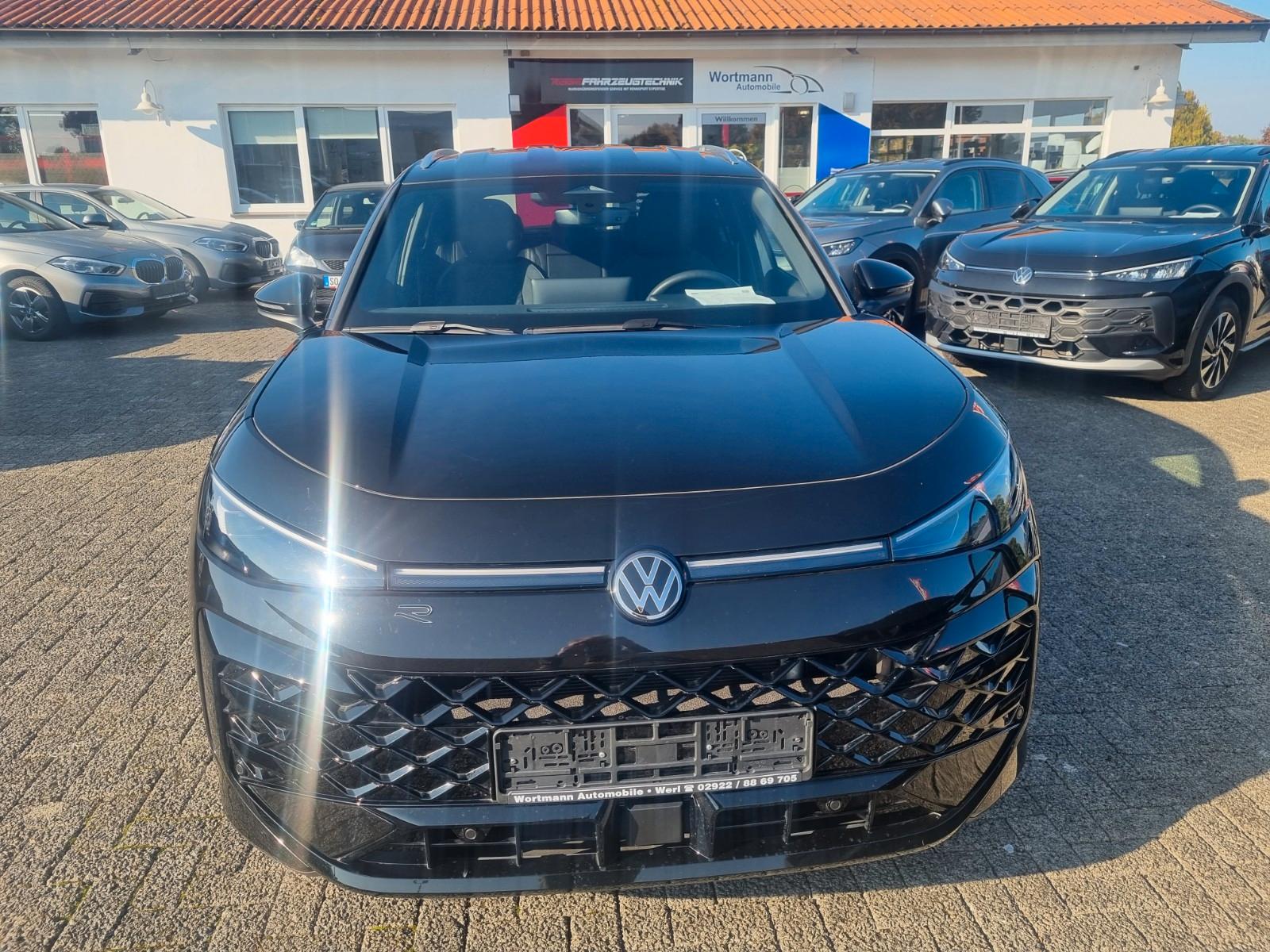 Volkswagen T-Roc 1.5 eTSI R-Line DSG LED IQ-Light ACC RFK