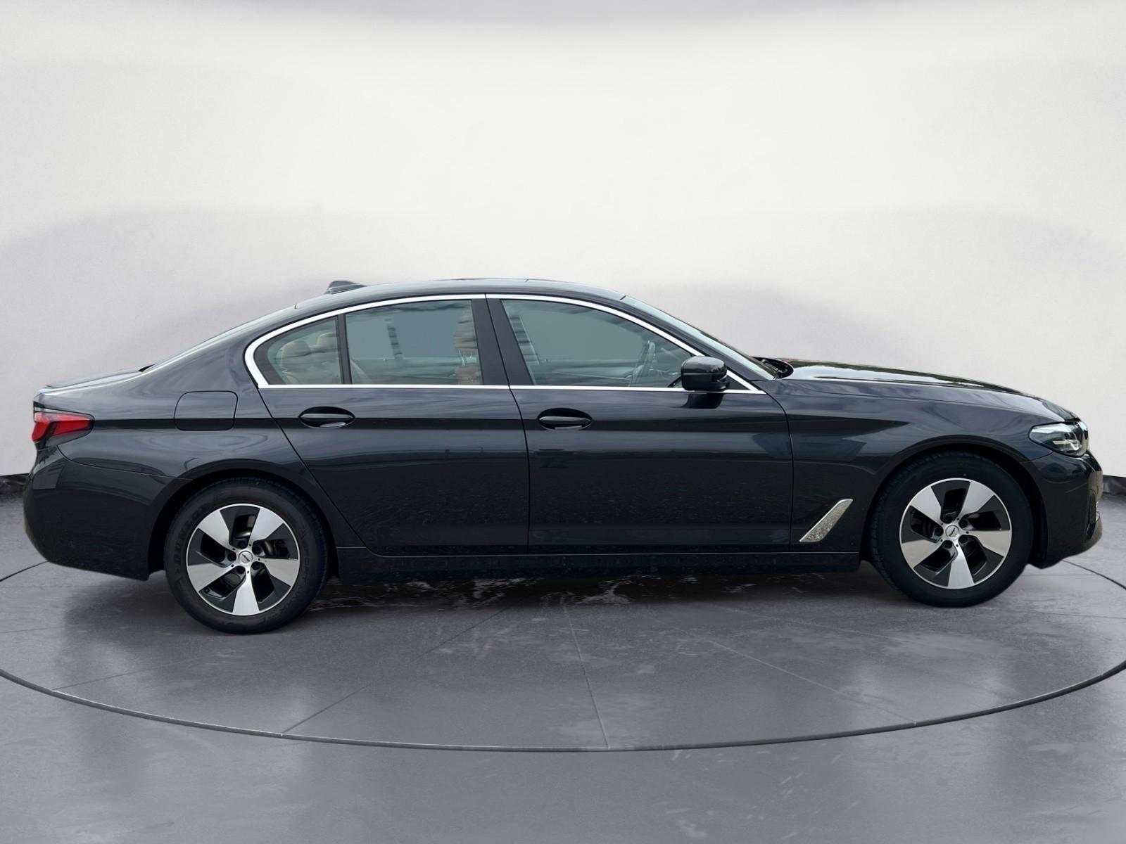 BMW 520 d Limousine Navi Tempom.aktiv Standheizung AH, миниатюра 6