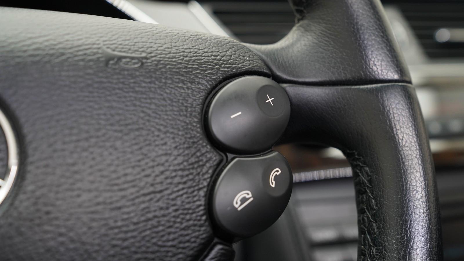 Mercedes-Benz CLS 350 CGI 3.5 V6 292 ch • BVA • Harman Kardon • Cuir • Toit Ouvrant