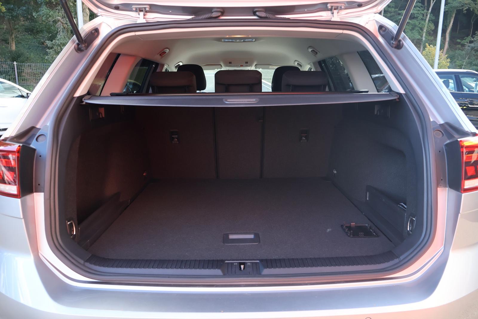 Volkswagen Passat 1.5 TSI LED Tempomat Klimaaut., миниатюра 30