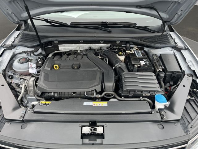 Volkswagen Passat Variant - Bild 14