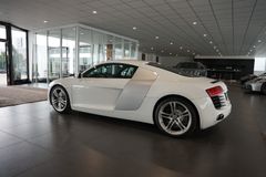 AUDI R8 Coupe 4.2 FSI quattro | Manual transmission AUDI R8 Coupe 4.2 FSI quattro | Manual transmission
