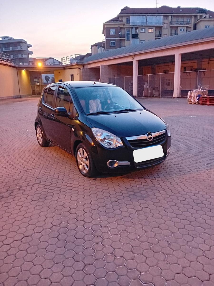 Opel Agila