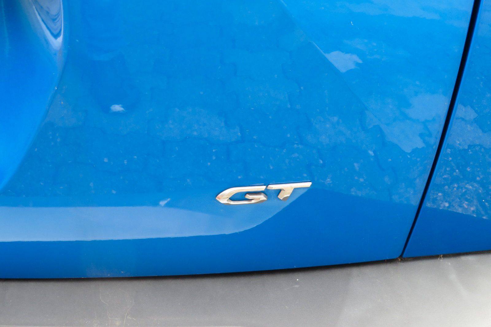 Fahrzeugabbildung Peugeot 2008 e- GT SITZH. NAVI KAMERA PDC 1.HD