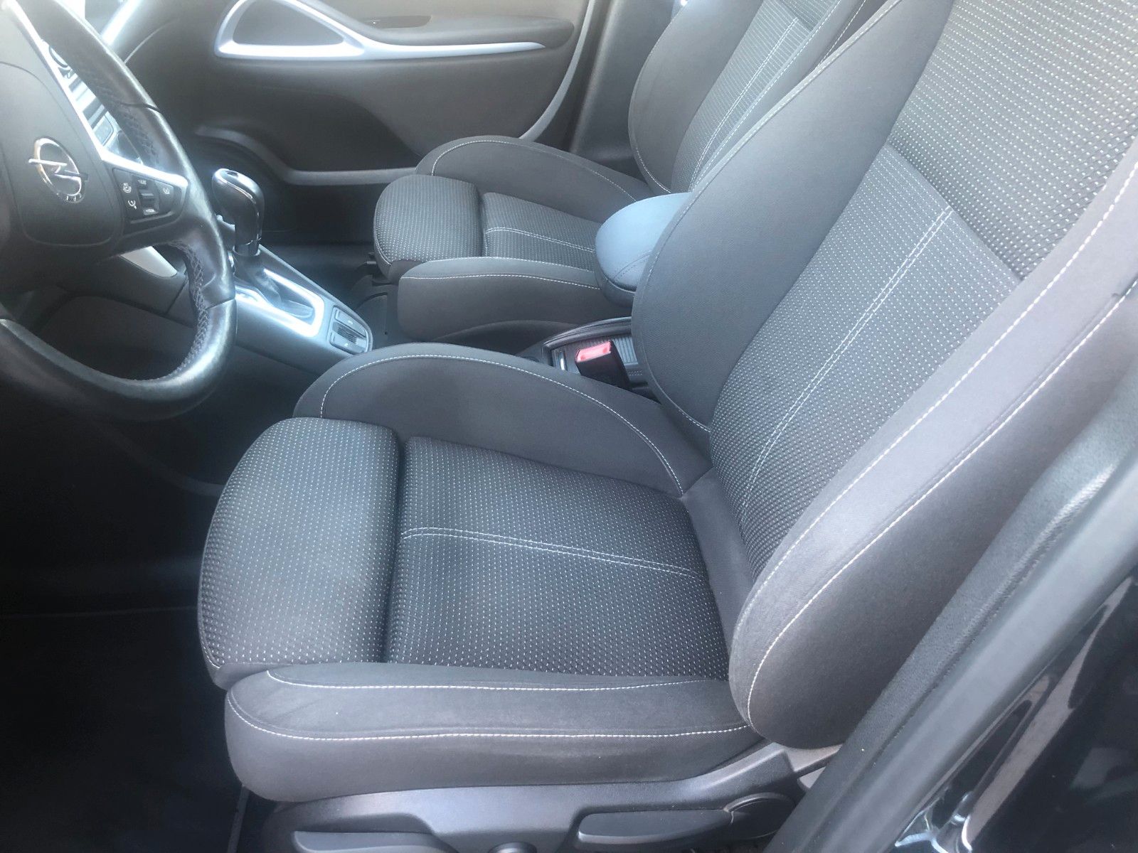 Fahrzeugabbildung Opel Zafira C Tourer 1.4 Automatik