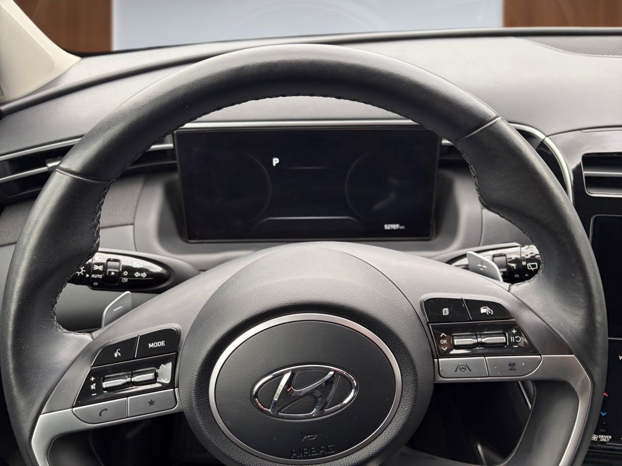 Fahrzeugabbildung Hyundai TUCSON TREND SHZ*LHZ*NAVI*KRELL*ZV*PANO*
