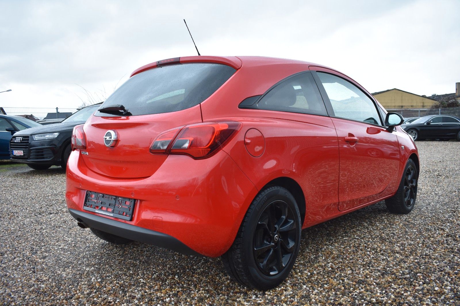 Fahrzeugabbildung Opel Corsa E Color Edition Lenkradhz Sitzhz TÜV Neu