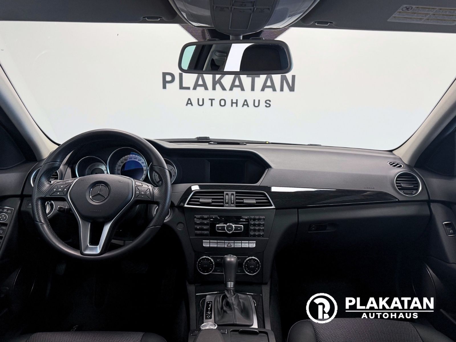 Fahrzeugabbildung Mercedes-Benz C 350 CDI Navi Tempomat Bi-Xenon MB-Service