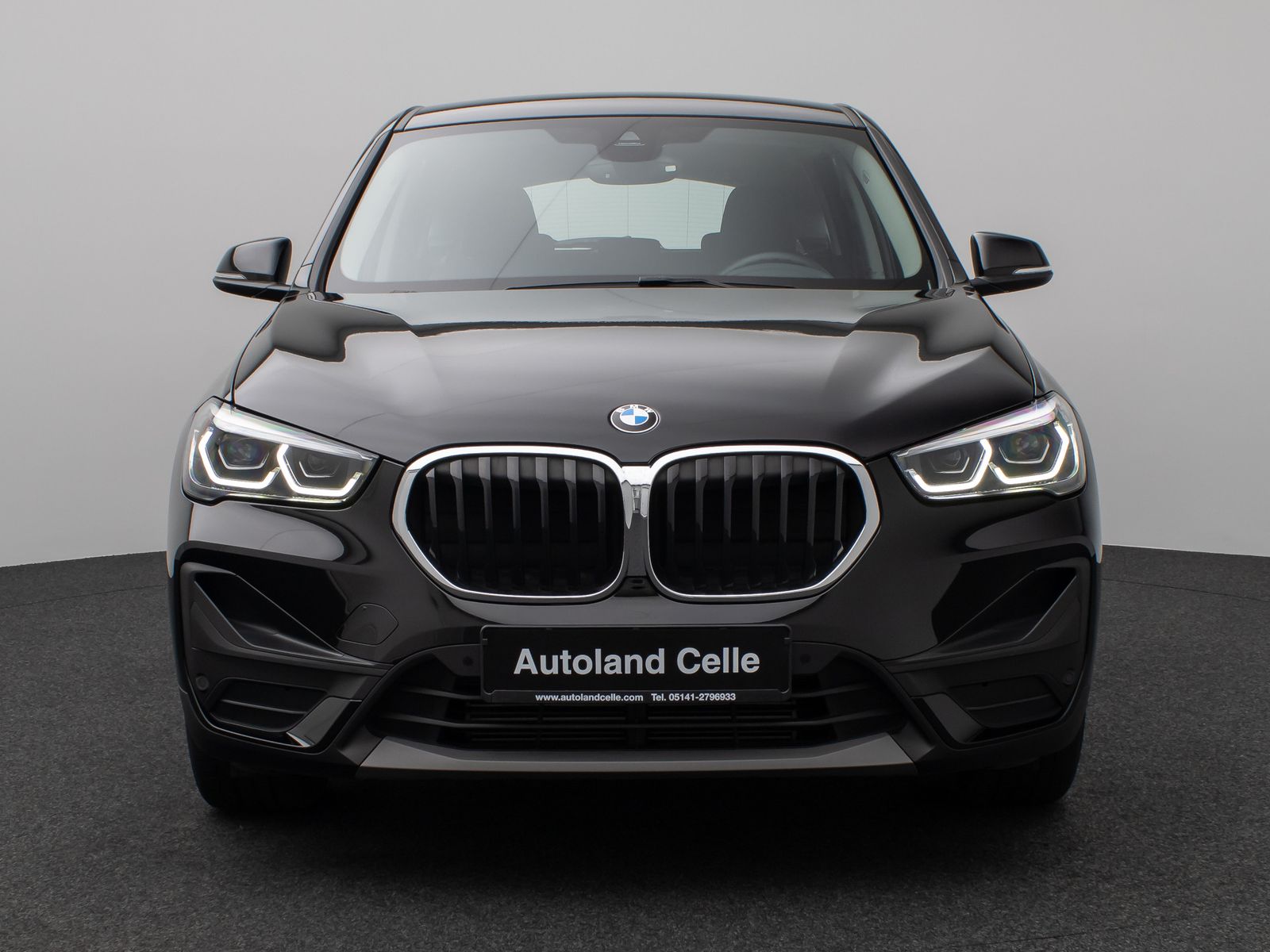 Fahrzeugabbildung BMW X1 sD18i Parkassistent DAB Sportsitz LED 18Zoll