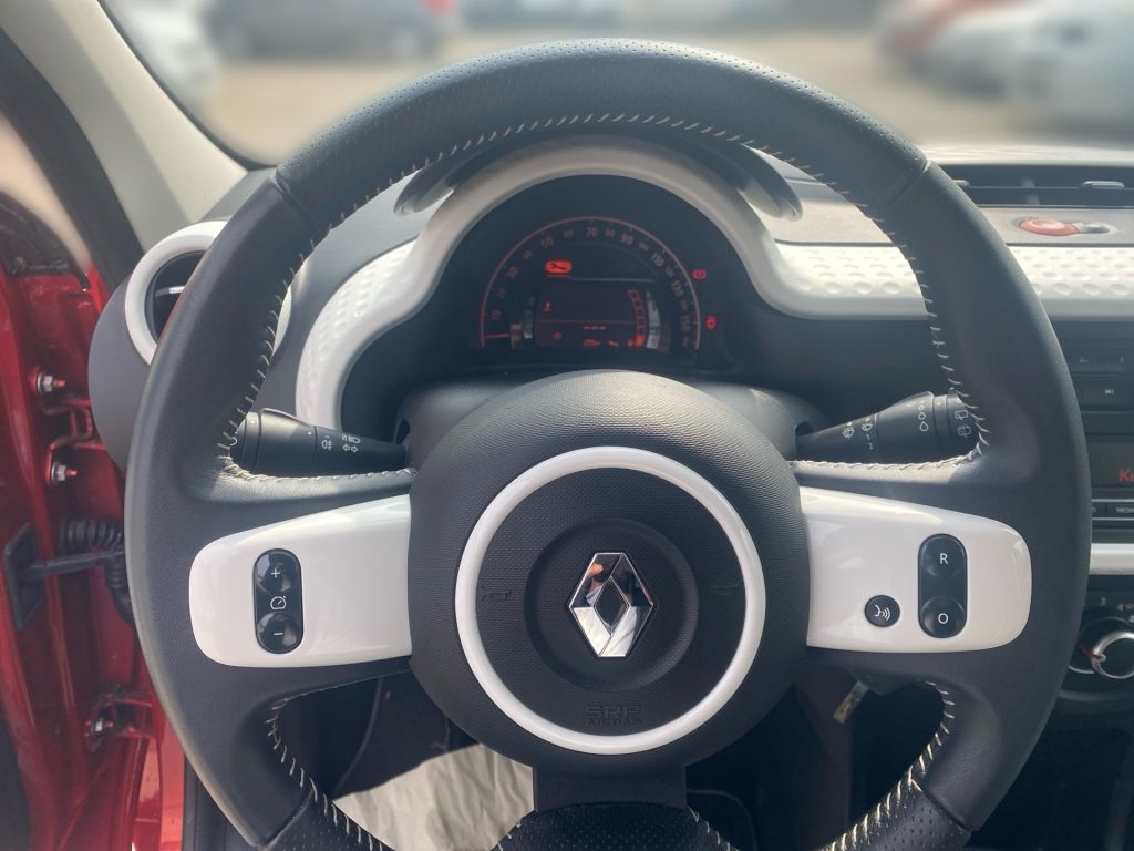 Renault Twingo SCe 70 Start&Stop Luxe – Bild 11