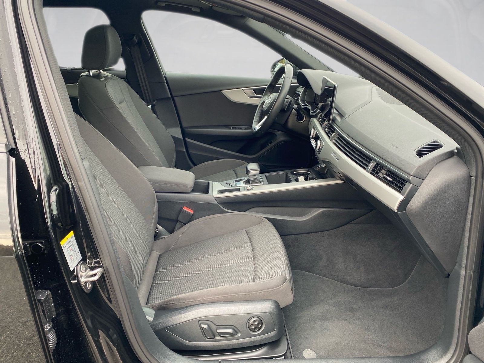 Audi A4 - Bild 10