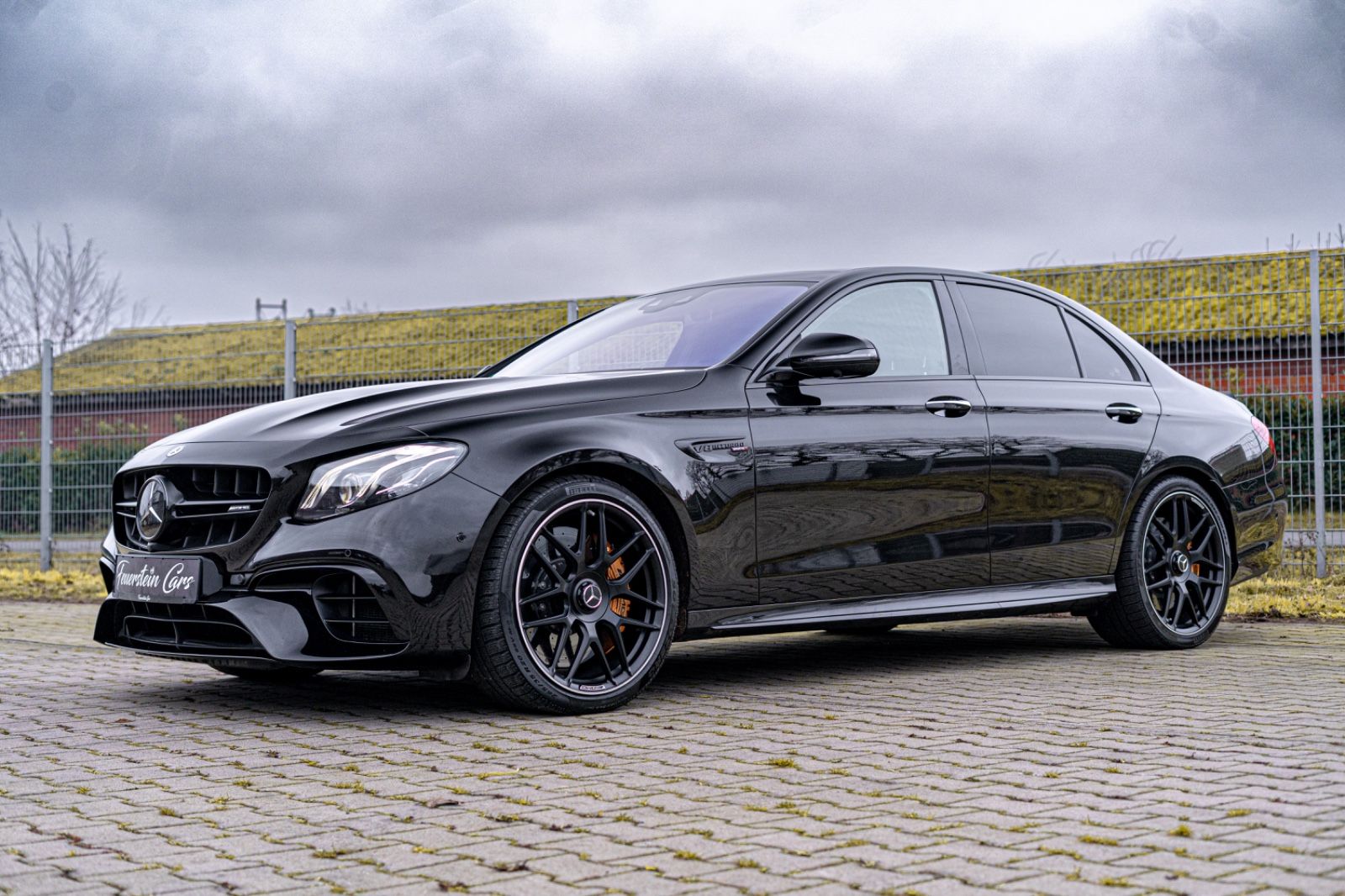 MERCEDES-BENZ E 63 AMG*S*VOLLAUSSTATTUNG*TRAUM*KERAMIK*TOP