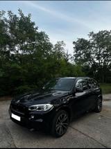 BMW Bmw x5 xDrive50i 4.4L  v8  MPaket - BMW X5: Limousine
