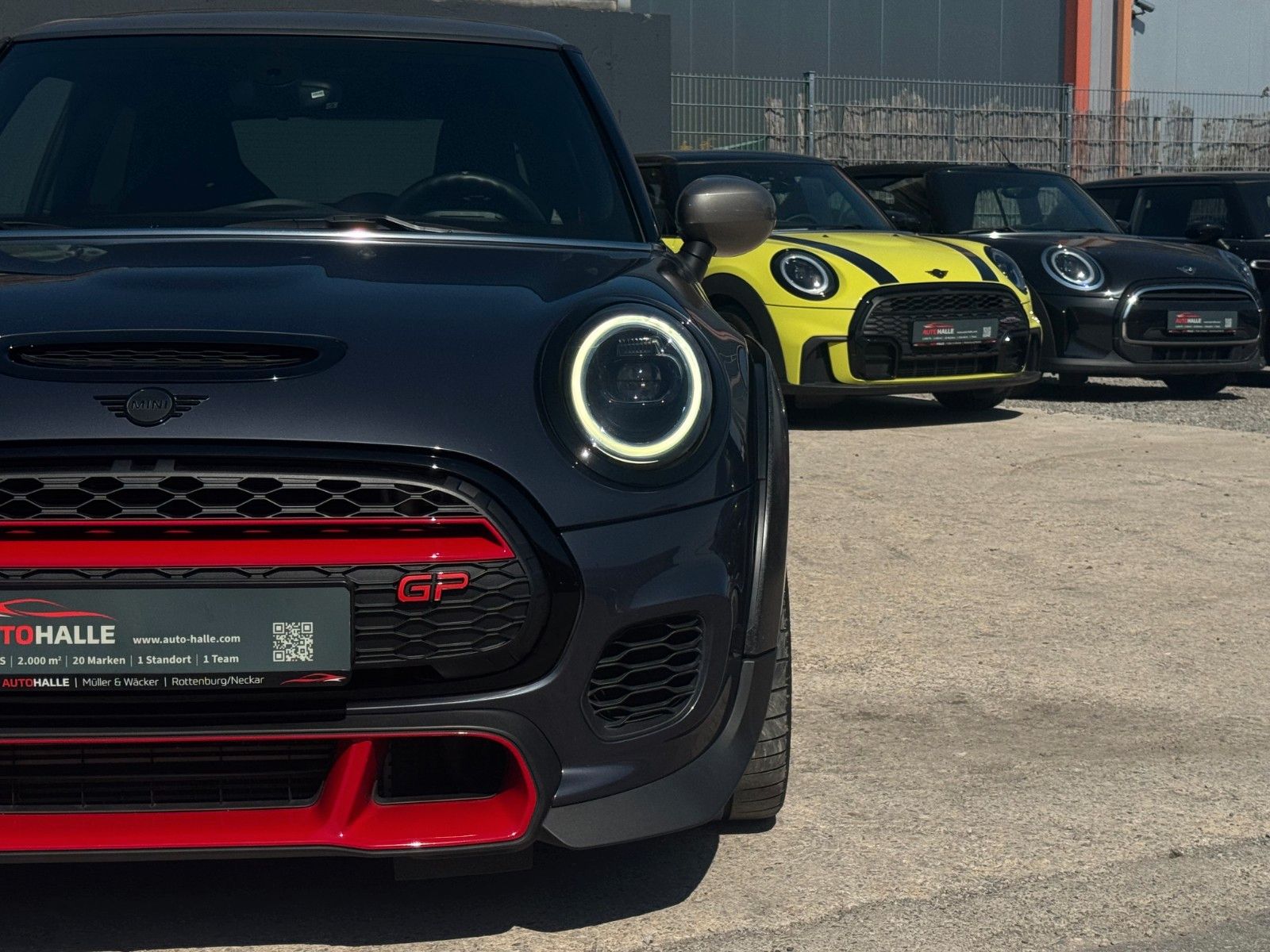 Fahrzeugabbildung MINI John Cooper Works GP CarPlay Tempomat SHZ DAB