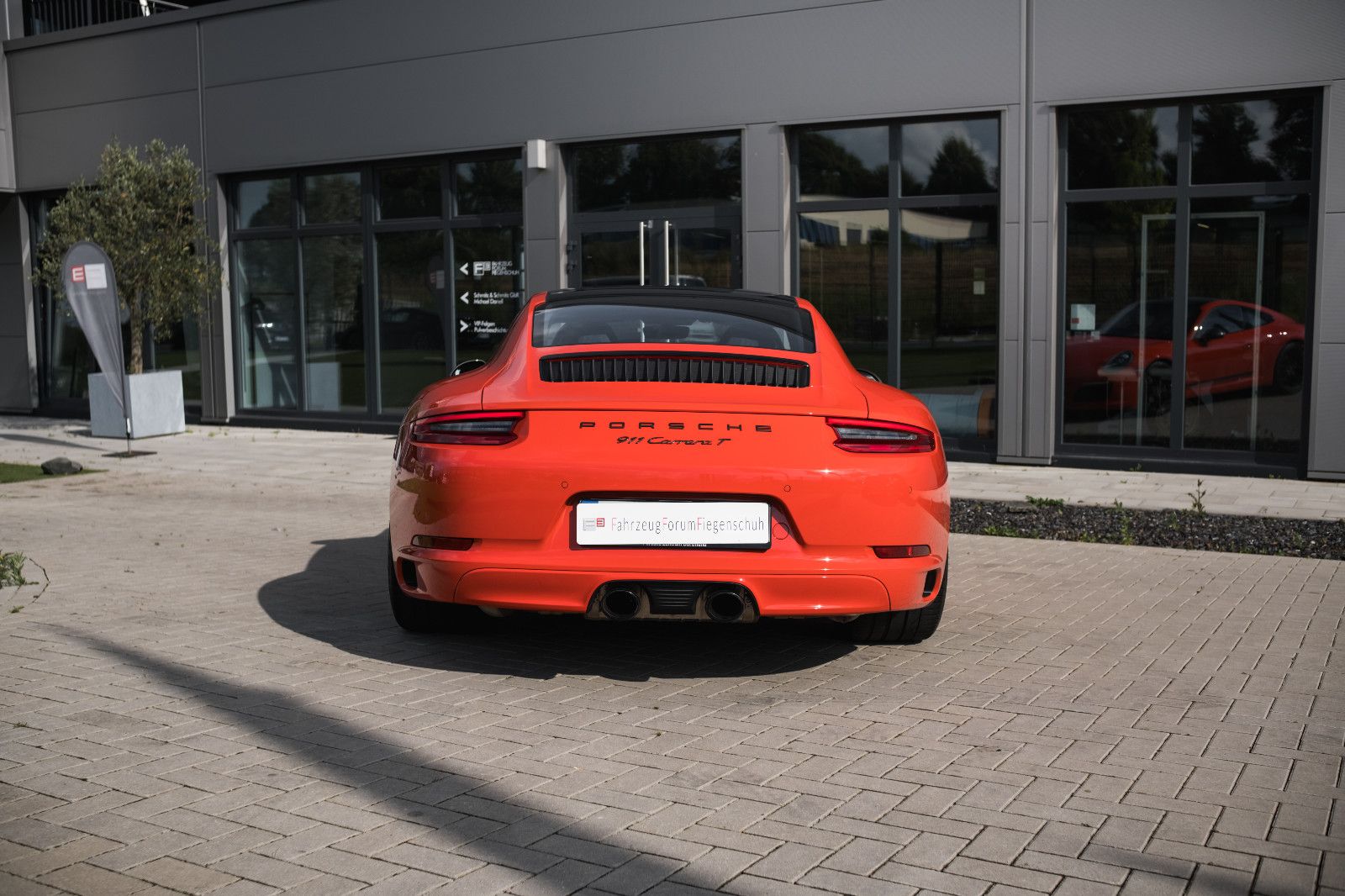 Fahrzeugabbildung Porsche 911 Carrera T-Approved-PTS-Vollschale-DAB+-PDLS