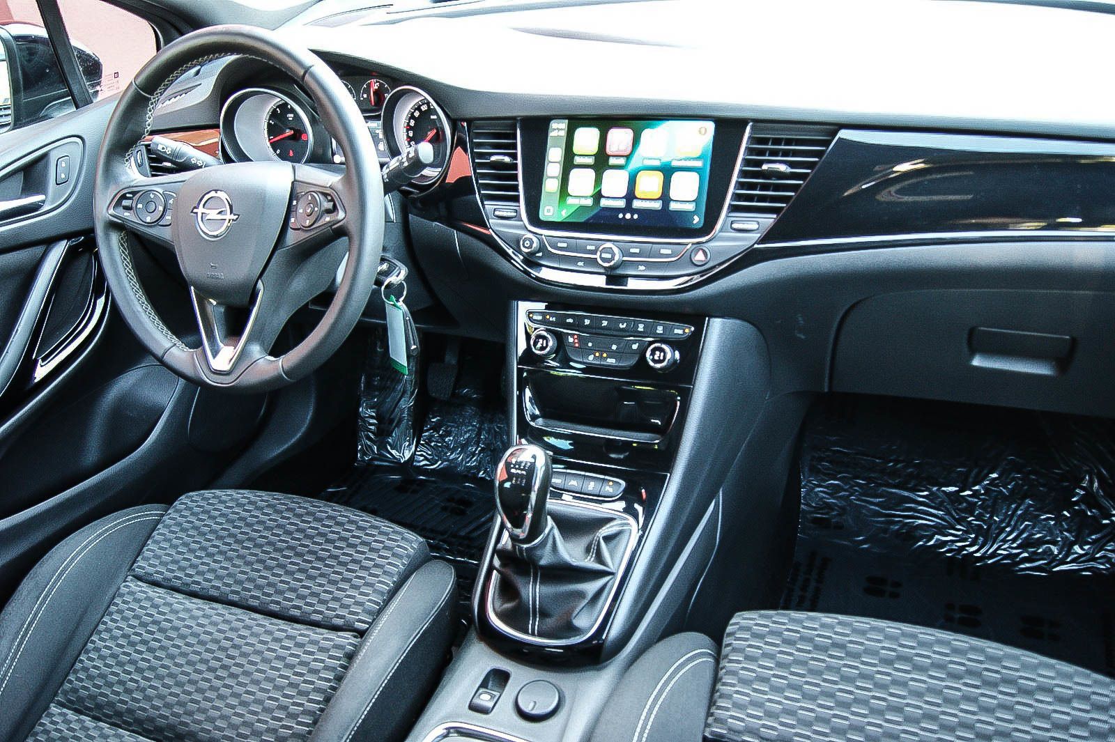 Fahrzeugabbildung Opel Astra K Sports Tourer 14 Dynamic NAVI 900 KAMERA