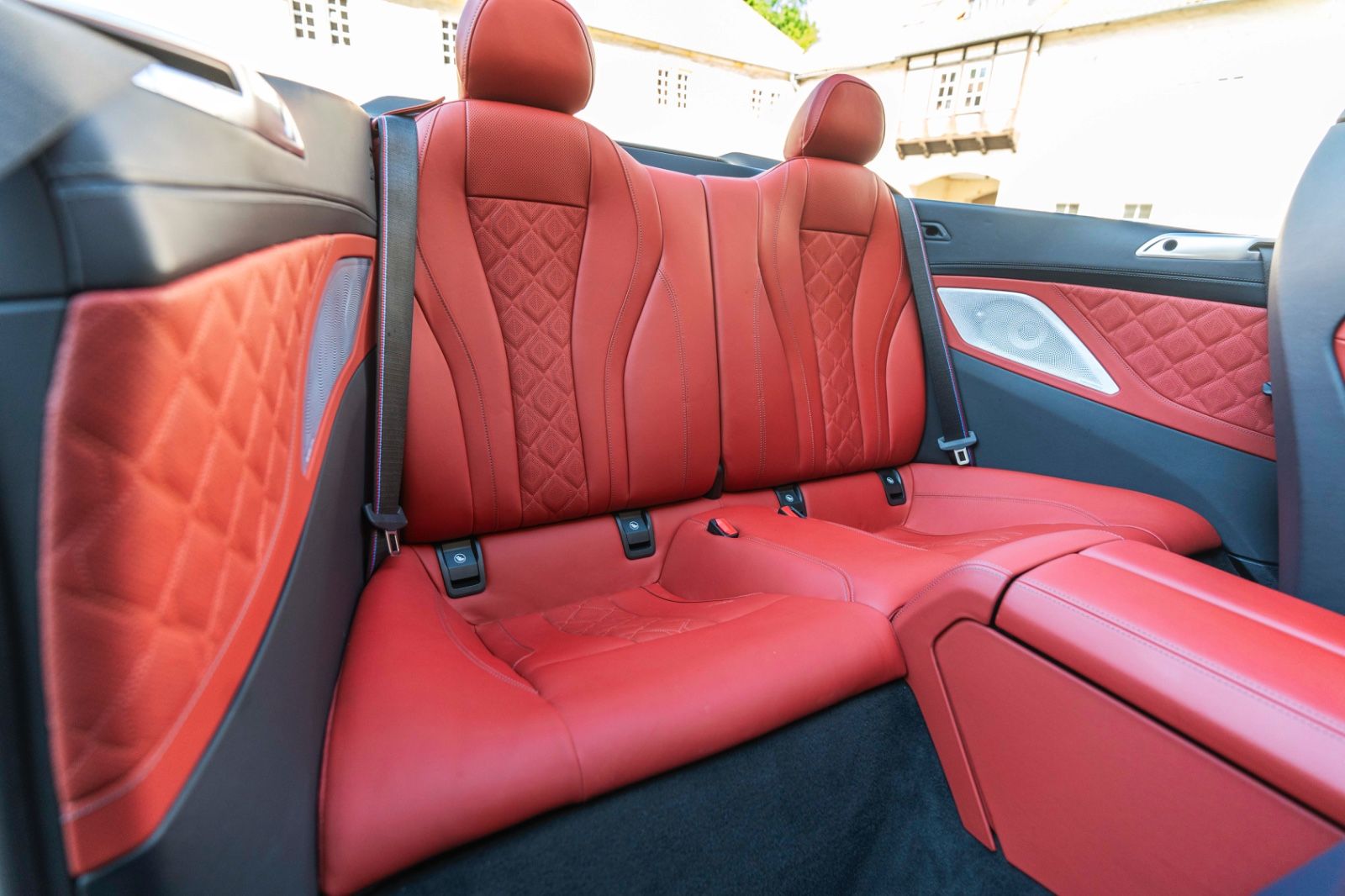 Fahrzeugabbildung BMW M8 Cabrio Competition LASER B&W ACC 3D SOFTCLOSE