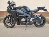 Honda CBR 1000 RR  SC59 - HONDA 2009 CBR 1000