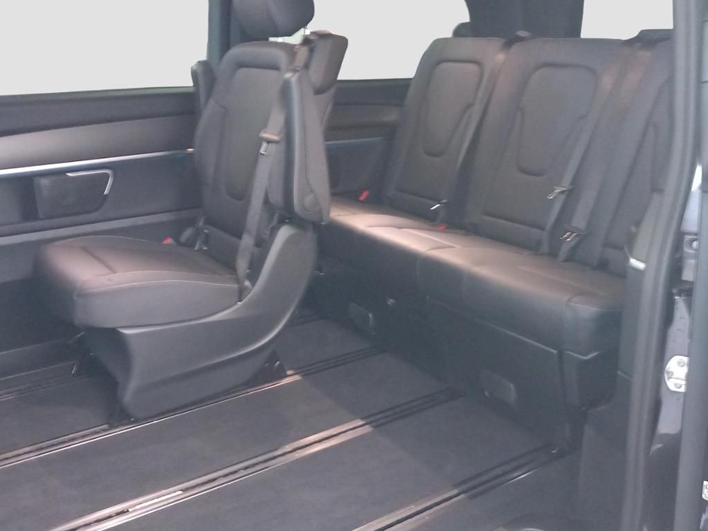 Fahrzeugabbildung Mercedes-Benz V 300 d 4MATIC AVANTGARDE EDITION Lang AHK*Leder