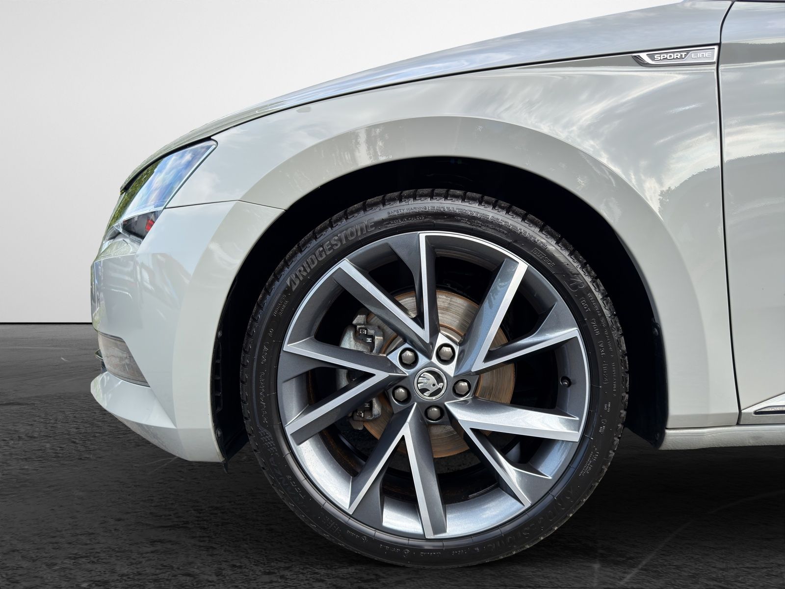 Skoda Superb Combi 1.8 TSI DSG Sportline  Panodach AHK foto 6