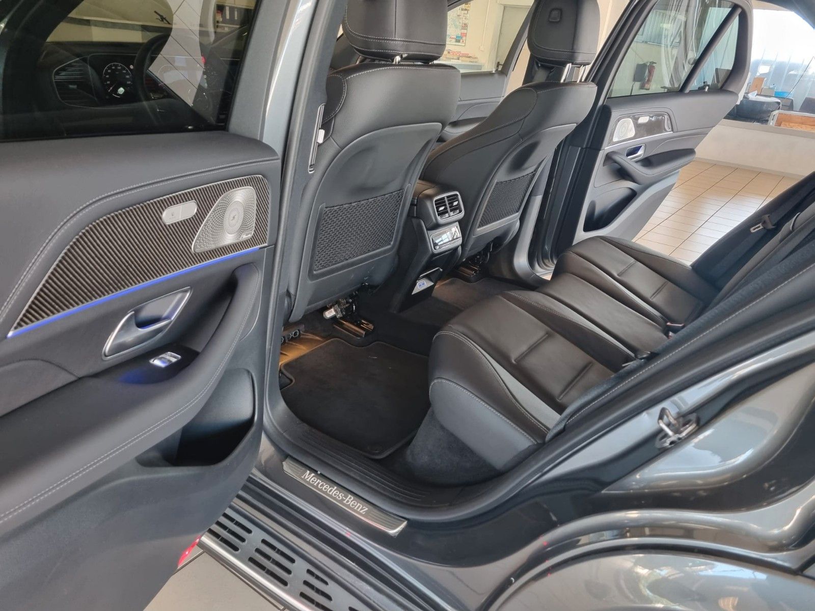 Mercedes-Benz GLE450d 4M E-ACTIVE BODY Control Offroad NAPPA foto 15