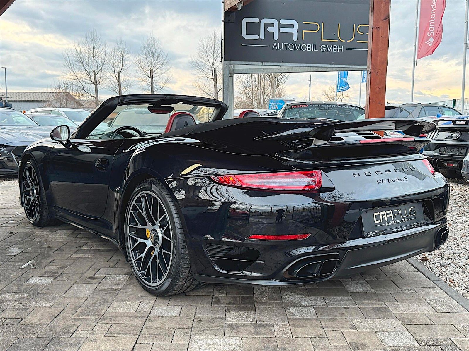 Fahrzeugabbildung Porsche 991 911 Turbo S Cabriolet *LED*Ceramic*BURMESTER